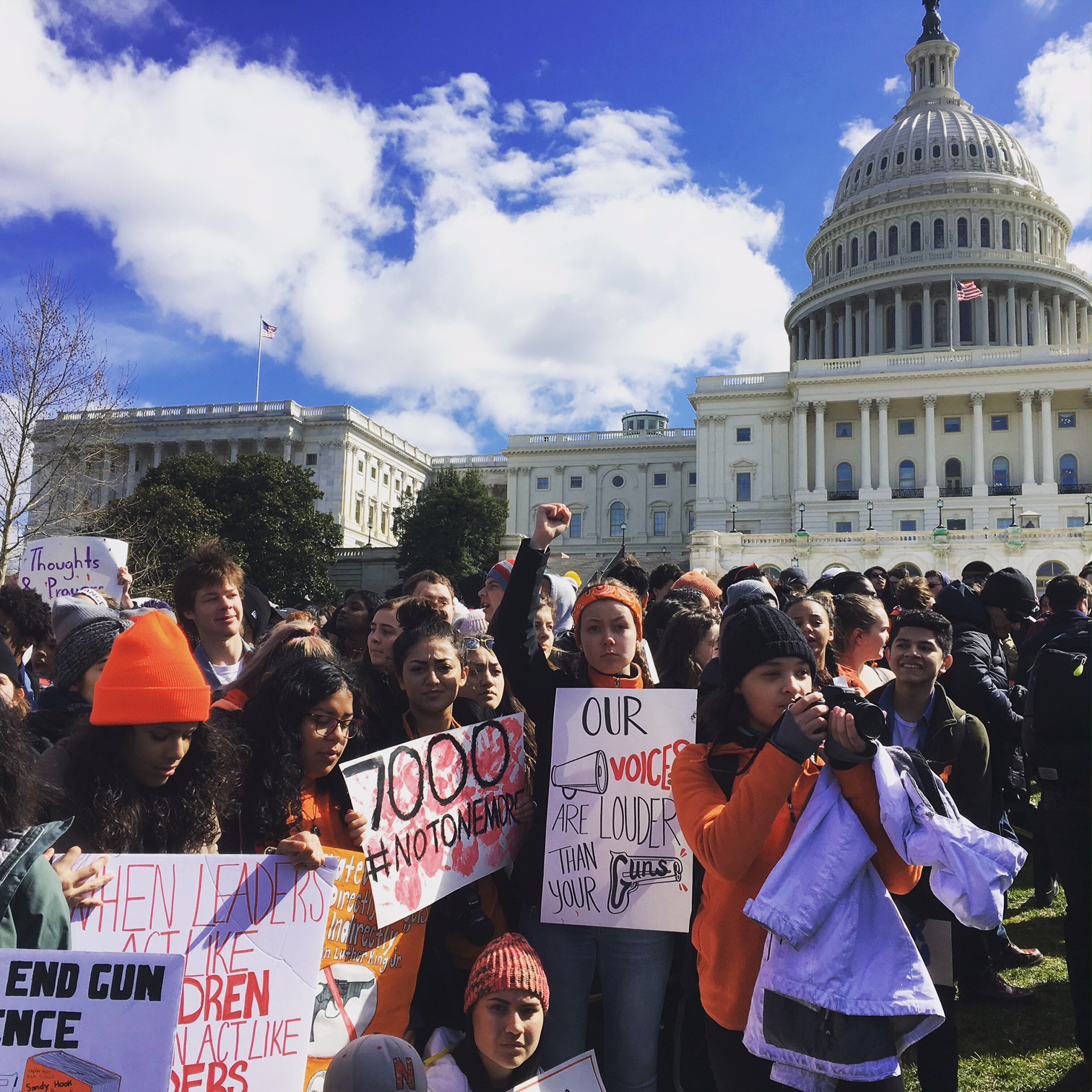 Students at National Walk Out Day Solidary March